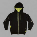 Must heleroheliste vahetükkidega dressipluus