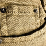 Длинные брюки с боковыми карманами бежевые — изображение 2